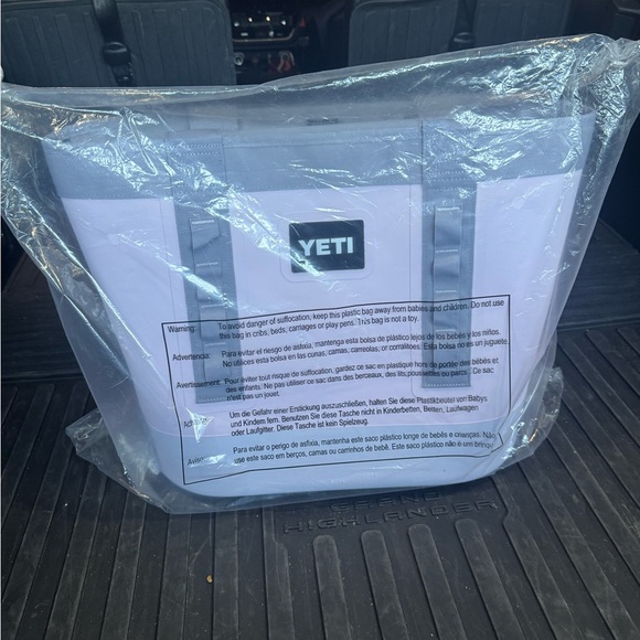 YETI Camino 35- Cherry Blossom - Picture 2 of 2